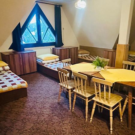 Albergue Miedzynarodowe Schronisko Mlodziezowe Ptsm Szarotka Zakopane Exterior foto