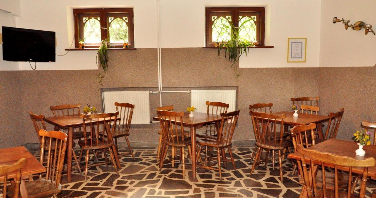 Albergue Miedzynarodowe Schronisko Mlodziezowe Ptsm Szarotka Zakopane Exterior foto