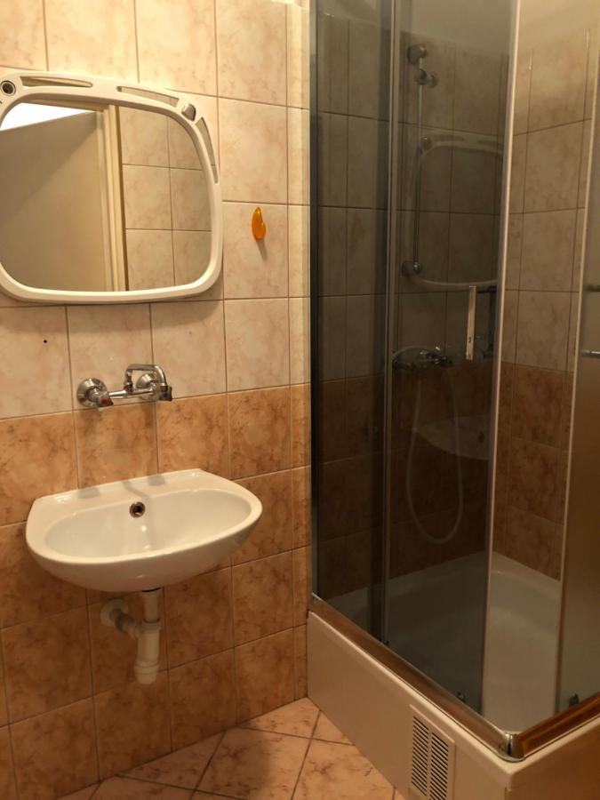 Albergue Miedzynarodowe Schronisko Mlodziezowe Ptsm Szarotka Zakopane Exterior foto
