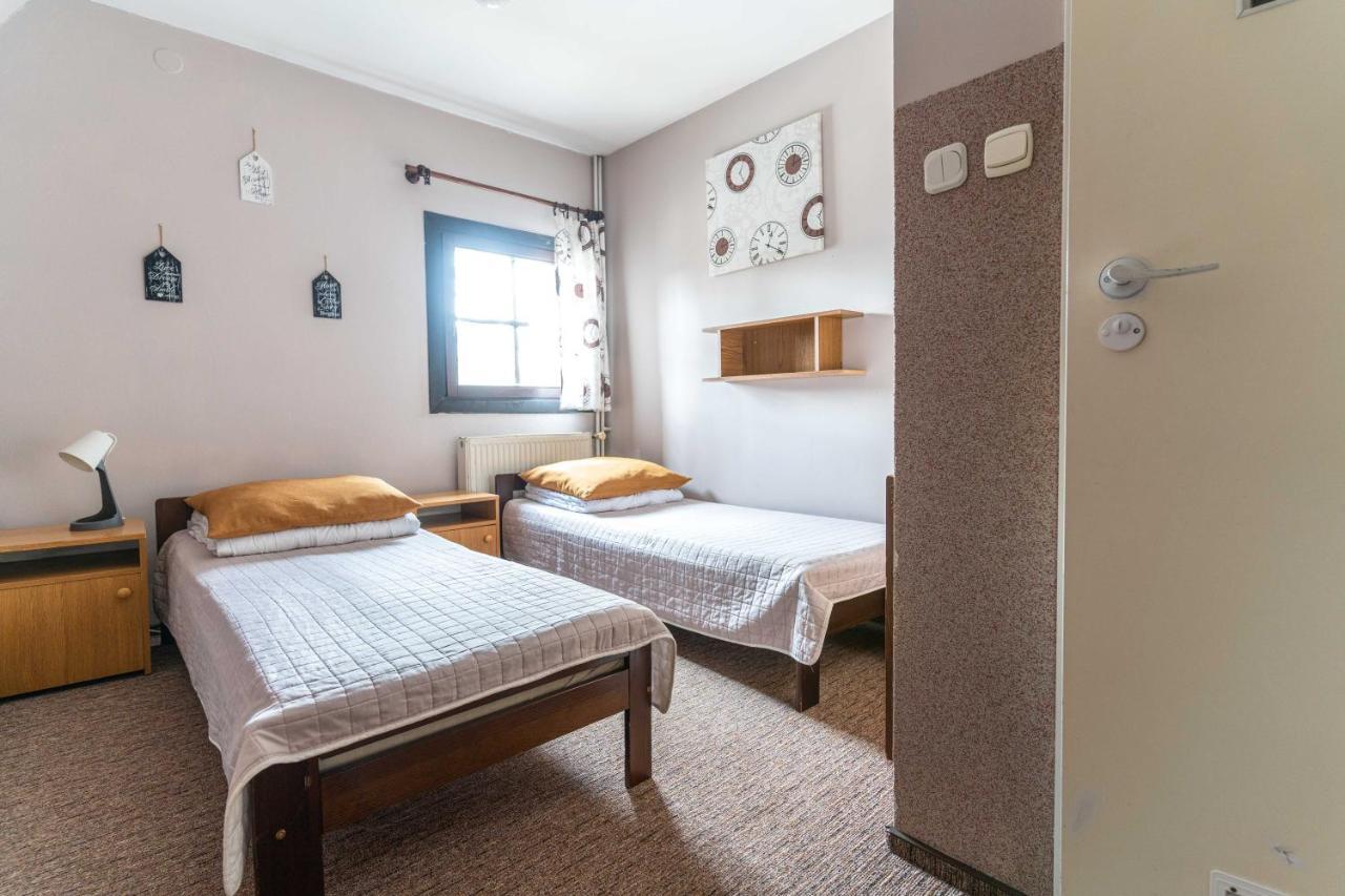 Albergue Miedzynarodowe Schronisko Mlodziezowe Ptsm Szarotka Zakopane Exterior foto