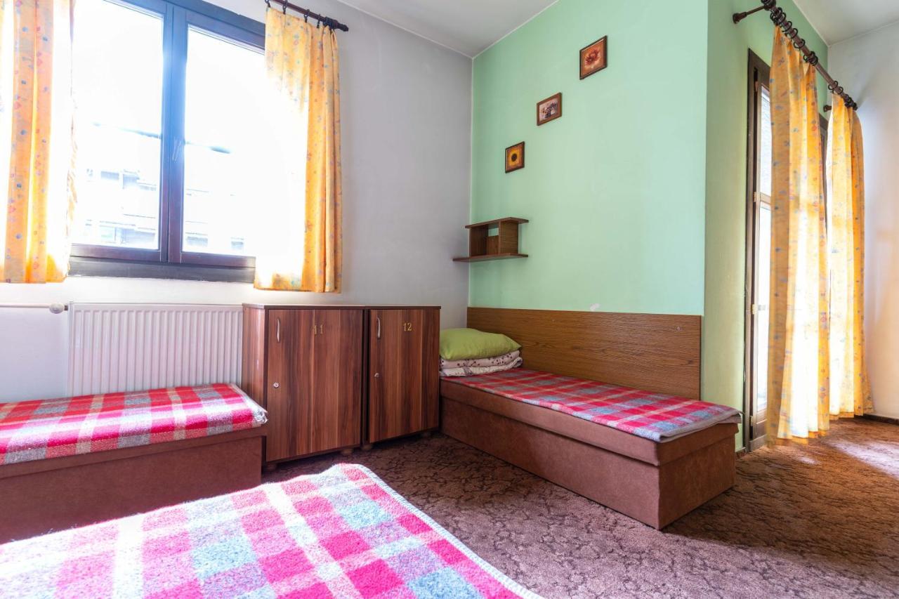 Albergue Miedzynarodowe Schronisko Mlodziezowe Ptsm Szarotka Zakopane Exterior foto
