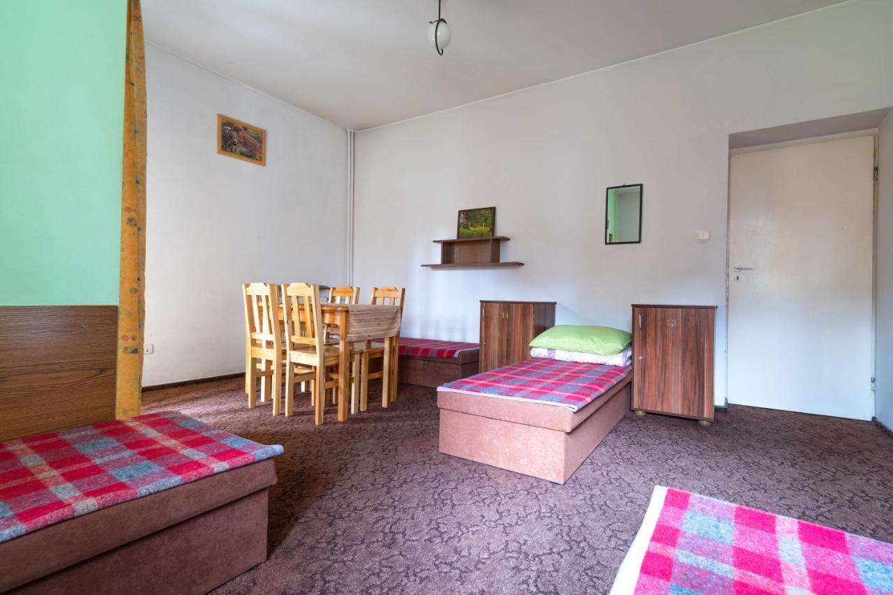 Albergue Miedzynarodowe Schronisko Mlodziezowe Ptsm Szarotka Zakopane Exterior foto
