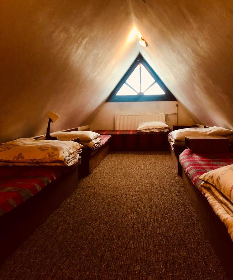 Albergue Miedzynarodowe Schronisko Mlodziezowe Ptsm Szarotka Zakopane Exterior foto