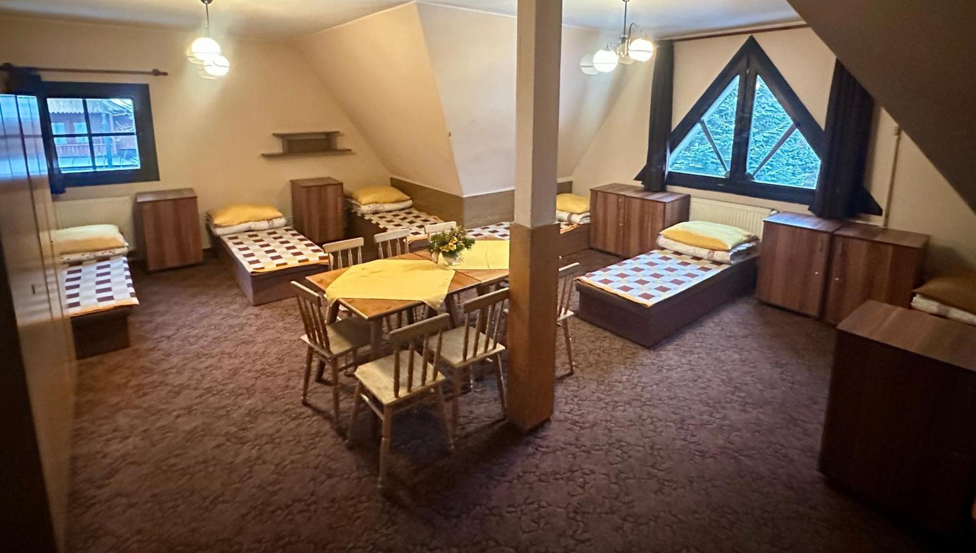 Albergue Miedzynarodowe Schronisko Mlodziezowe Ptsm Szarotka Zakopane Exterior foto